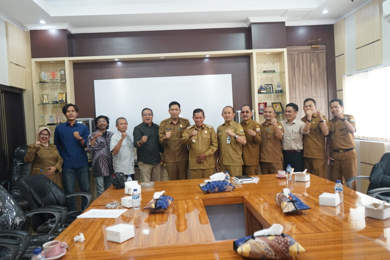 Walikota Serang menjelaskan bahwa selama ini CSR di Kota Serang belum terkoordinir, para pelaku bidang usaha di Kota Serang menyalurkan CSR-