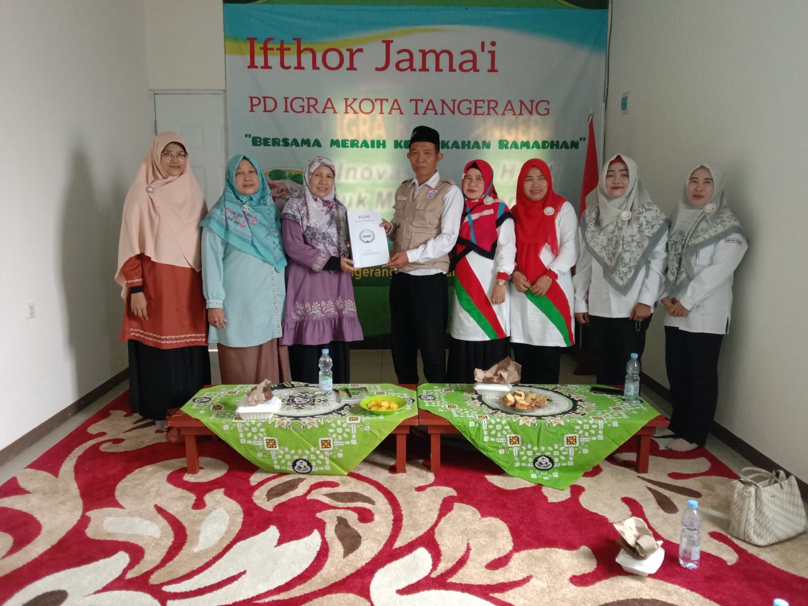 FGSNI Forum guru sertifikasi non inpassing (FGSNI) Kota Tangerang mengunjungi Ikatan Guru Raudhatul Athfal (IGRA) Kota Tangerang.