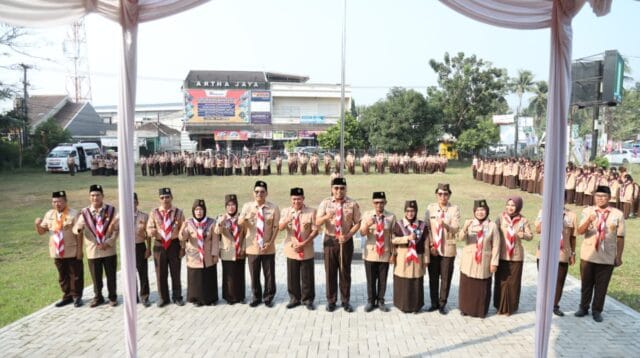 wartir Cabang (Kwarcab) Gerakan Pramuka Kota Serang gelar upacara peringatan hari jadi gerakan Pramuka ke-62 yang dilaksanakan di Gedung Kwartir Cabang Gerakan Pramuka Cikulur