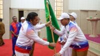 Penjabat (Pj) Gubernur Banten Al Muktabar berkesempatan melepas Kontingen Provinsi Banten Popnas yang diselenggarakan di Palembang,