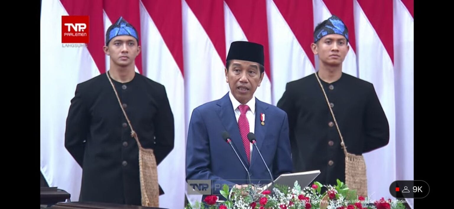 prospek pertumbuhan ekonomi nasional tahun 2023 diperkirakan mencapai 5,2 persen. Hal ini didasarkan pada evaluasi potensi ekonomi yang ada serta pertimbangan terhadap potensi risiko di masa mendatang.