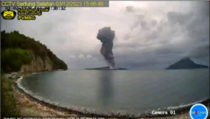 Gunung Anak Krakatau Berstatus Siaga, BPBD Banten: Wisata di Banten Masih Aman
