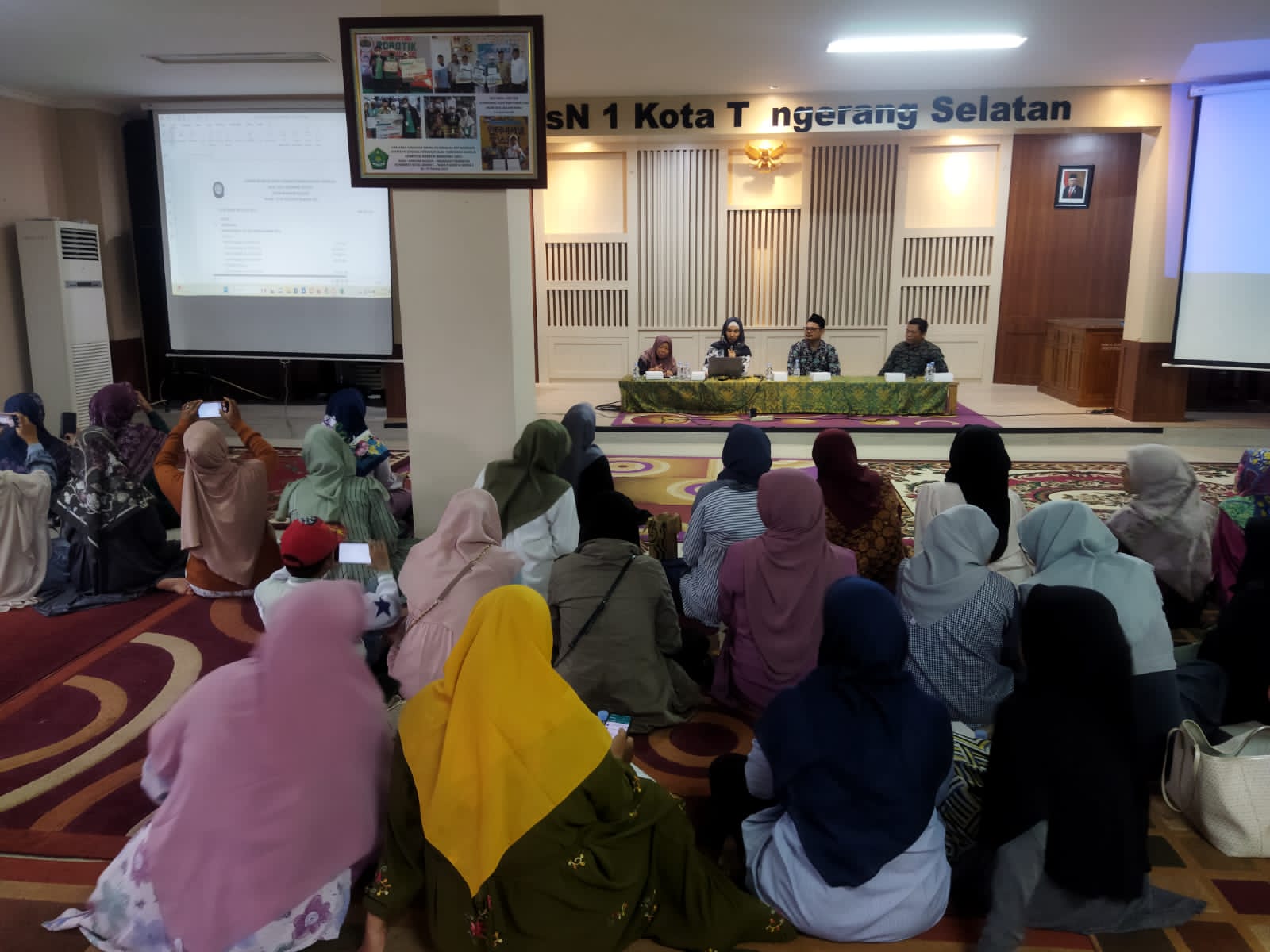 MTsN I Kota Tangerang Selatan mengadakan musyawarah komite