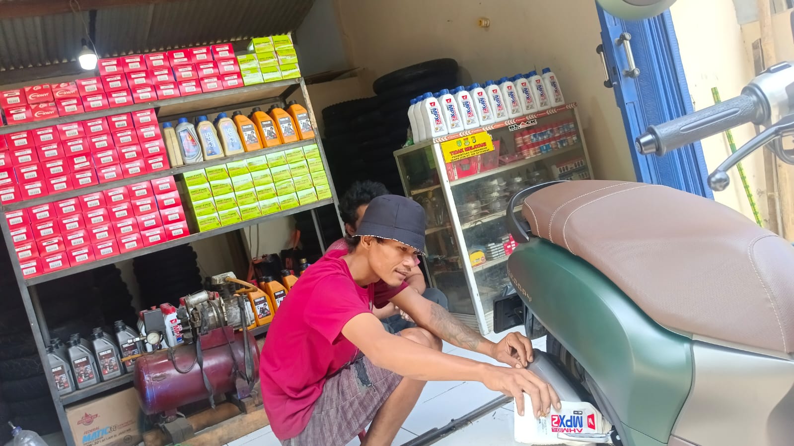 Bengkel Motor Kamson