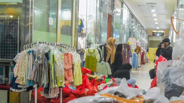 Pedagang Kering Pasar Anyar Mulai Isi Mal Metropolis
