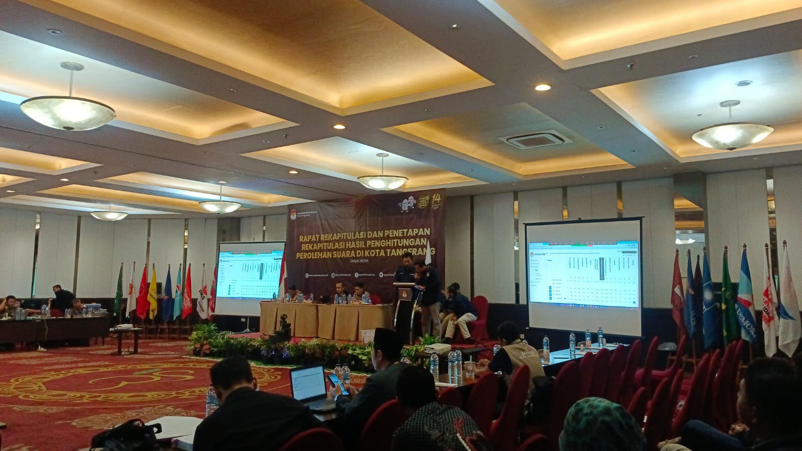 Rekapitulasi KPU Kota Tangerang Semantara Telah Menetapkan 6 Kecamatan