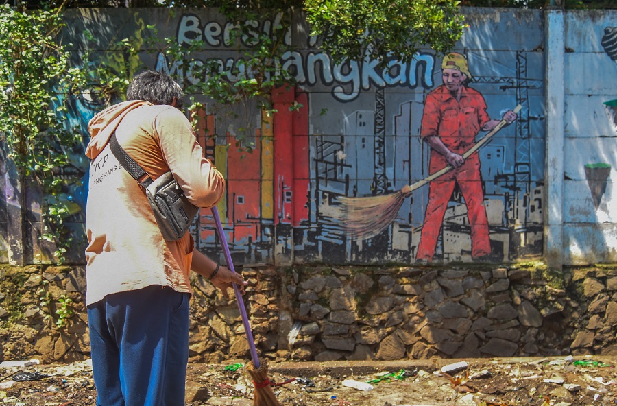 Bikin Semrawut Jalan, Pedagang Pasar Sipon Ditertibkan