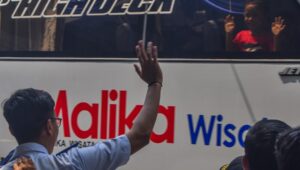 Jaga Konsumsi Masyarakat, Pemerintah Gulirkan Diskon Transportasi hingga Bantuan Pangan