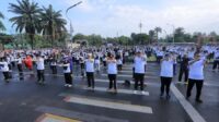 LAUNCHING SENAM HAJI BAGI JAMAAH HAJI REGULER TAHUN 1445 H - 2024 M - PJ WALIKOTA2 (1)