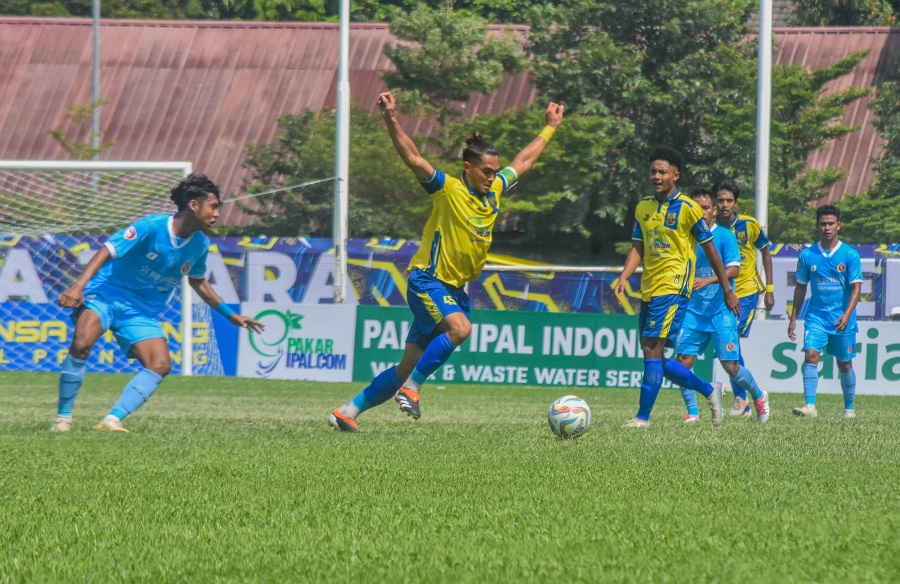Persikota Tangerang lawan Persab Brebes (2)