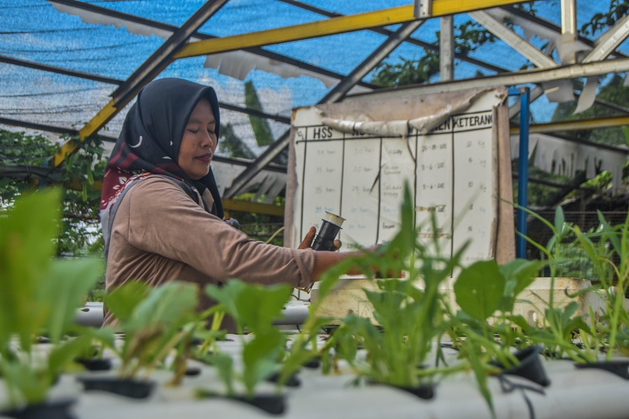 Semangat Kartini pada Ibu Tuminah (4)