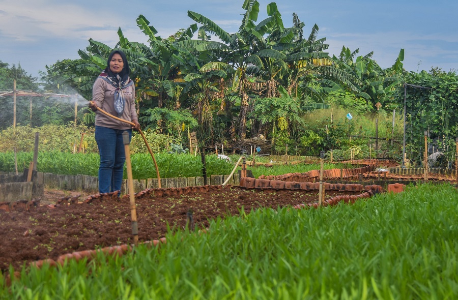 Semangat Kartini pada Ibu Tuminah (5)
