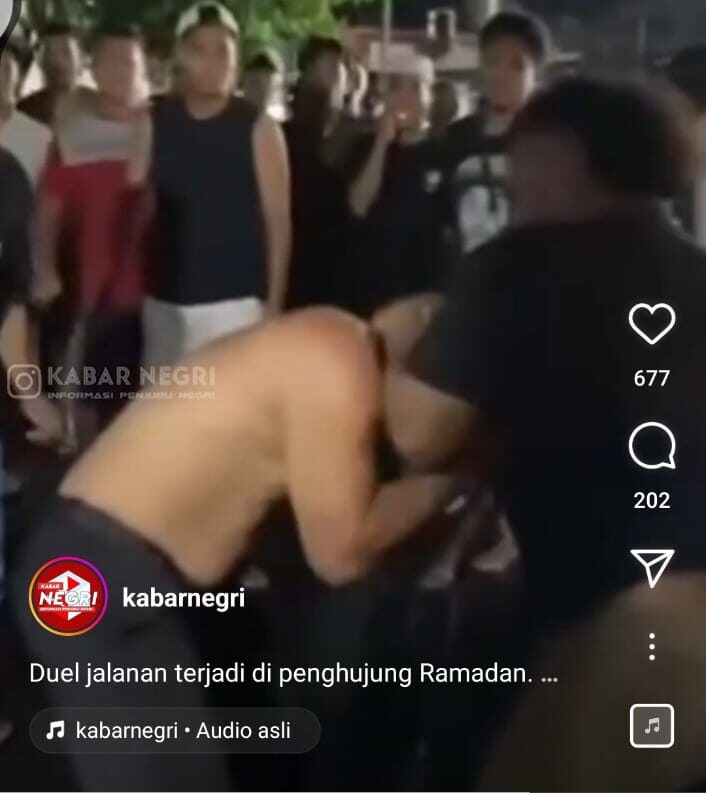 Aksi Duel di Jalanan Ternate . tangkapan layar IG kabarnegri