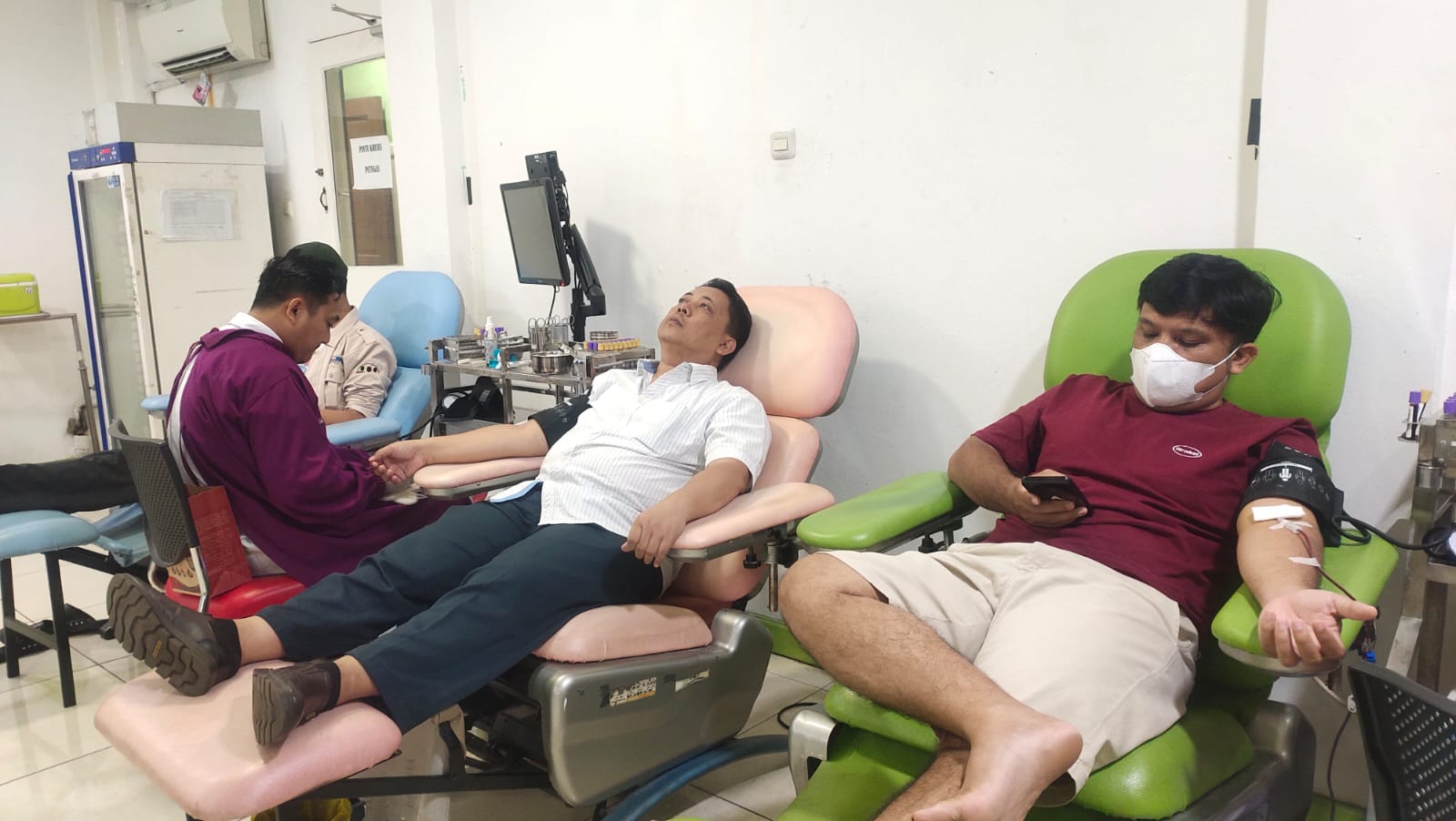 Stok kantong darh di PMI Kota Tangerang