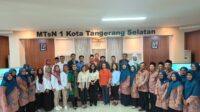 MTsN 1 Kota Tangerang Selatan menerima kunjungan 26 pejabat Dinas Pendidikan Philipina pada Selasa, 30 April 2024.
