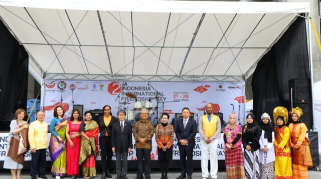Duta Besar Republik Indonesia (Dubes RI) untuk Jepang dan Mikronesia bersama Kinarya menyelenggarakan kegiatan 2nd Indonesia International Friendship Day (IIFD), di Kota Toyota, Prefektur Aichi, pada 27-28 April 2024 kemarin. Kegiatan yang menjadi bagian dari rangkaian program promosi dan pelayanan terpadu Indonesia I