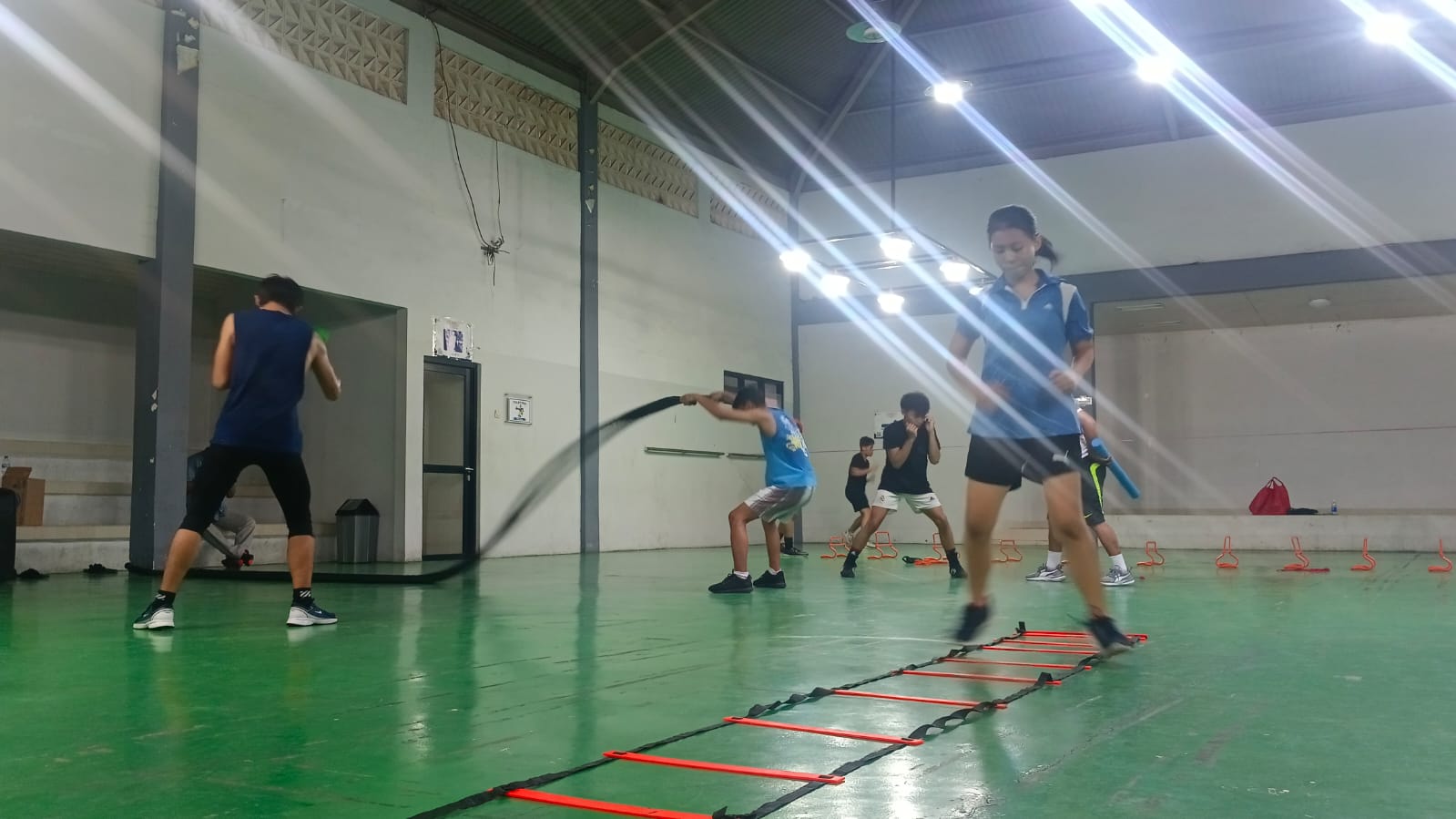 Para atlet tinju yang akan berlaga di POPDA XI Banten ditargetkan meraih prestasi sebanyak 6 medali, dua medali putri dan empat medali putra.