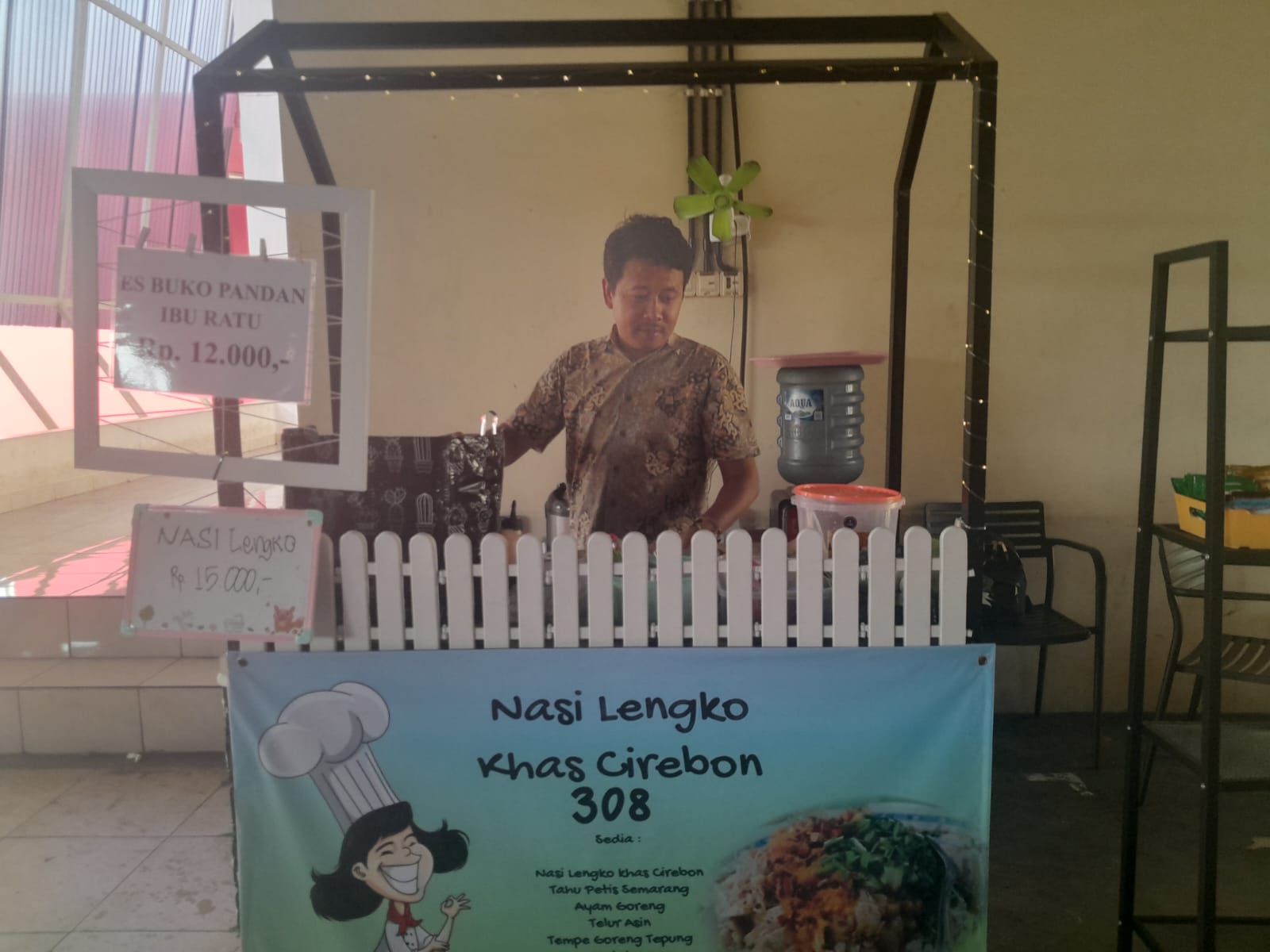 Menggugah Selera, Nasi Lengko Khas Cirebon Hadir di Cibodas