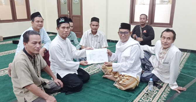 Musoka Miftahul Jannah Terima Sertifikat Kalibrasi Arah Kiblat dari MUI Kecamatan Rajeg