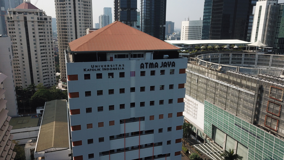 Fakultas Hukum Unika Atma Jaya Jakarta Sukses Fasilitasi Mahasiswa Dengan Platform Corusera