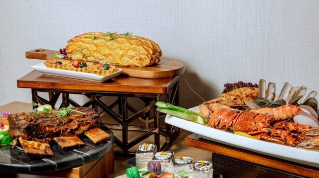 Nikmati 99 Menu Kuliner di Sunday Feast Mangkuluhur Artotel Suites