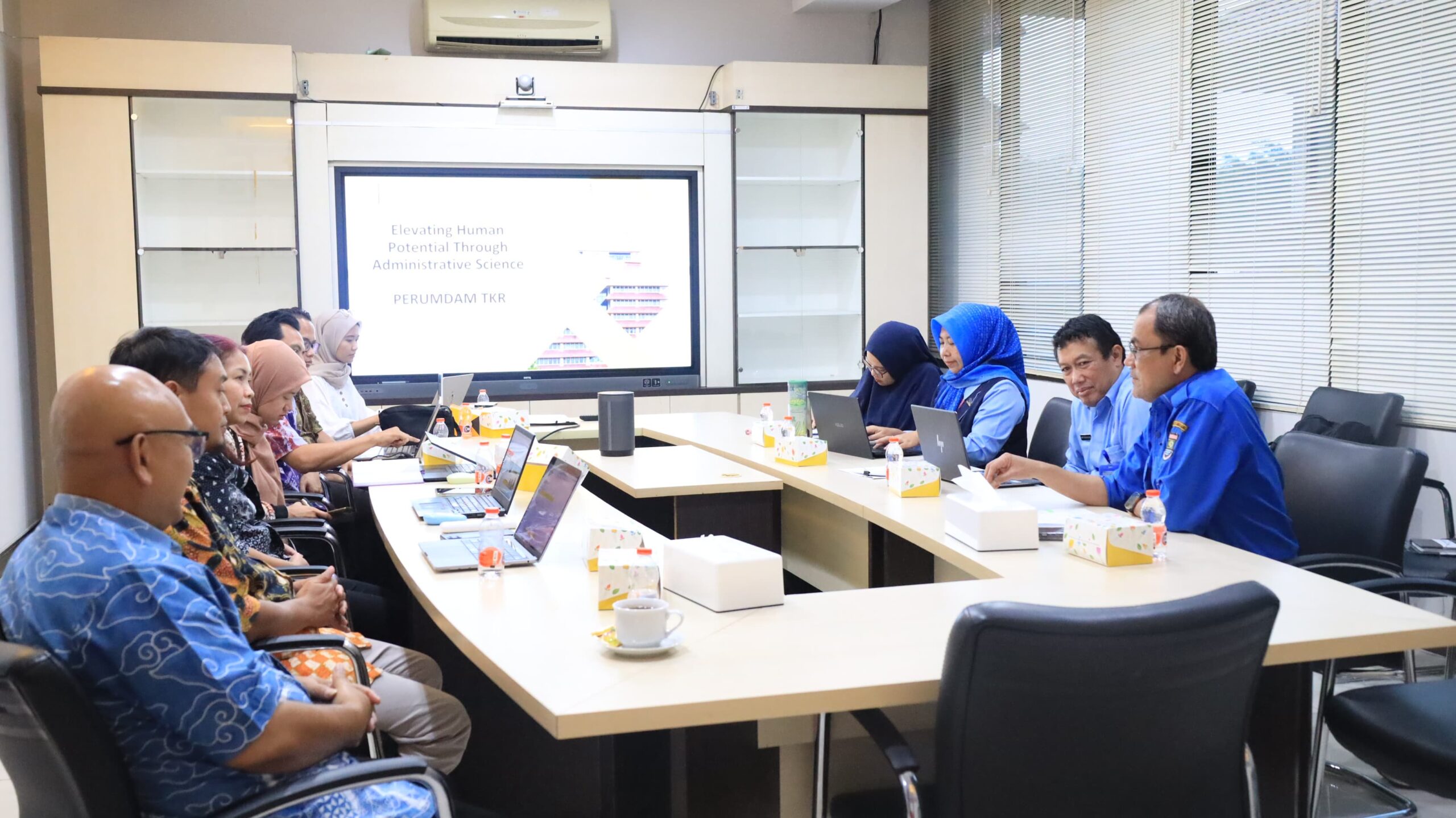 Perumdam TKR dan Universitas Indonesia Matangkan Program Beasiswa S2 Perumdam TKR dan Universitas Indonesia Matangkan Program Beasiswa S2