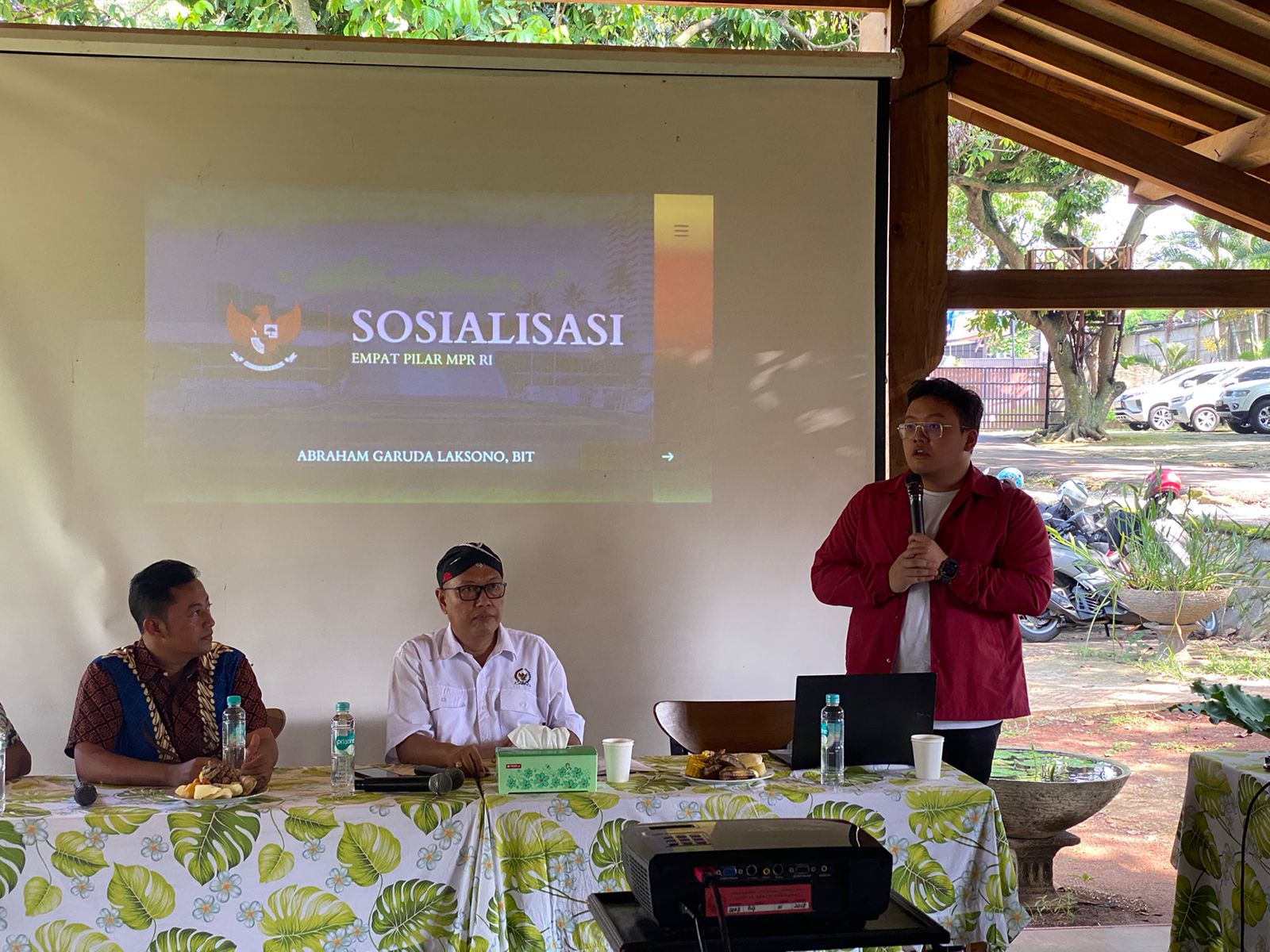 Peran Umat Katolik dalam Kemerdekaan Indonesia: Bukti Kedekatan Bung Karno dengan Tokoh Agama Peran Umat Katolik dalam Kemerdekaan Indonesia: Bukti Kedekatan Bung Karno dengan Tokoh Agama