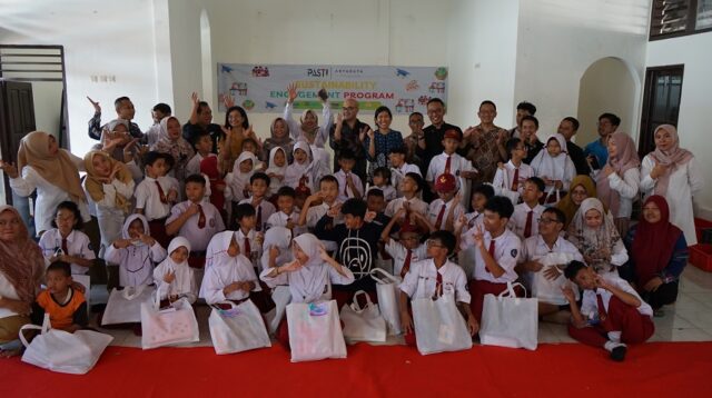 Hotel Aryaduta Lippo Village Mendukung Anak Berkebutuhan Khusus Melalui Program CSR Sapta Rasa