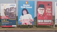 Billboard Calon Wakil Wali Kota Tangsel Marshel Widianto Terkena Vandalisme