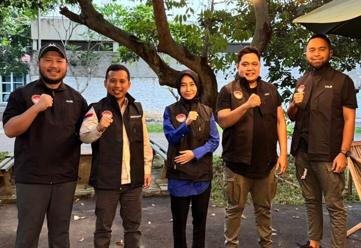 Gema Keadilan Tangsel Salurkan Wakaf Karpet untuk Mushola Nurhasanah Gema Keadilan Tangsel Salurkan Wakaf Karpet untuk Mushola Nurhasanah