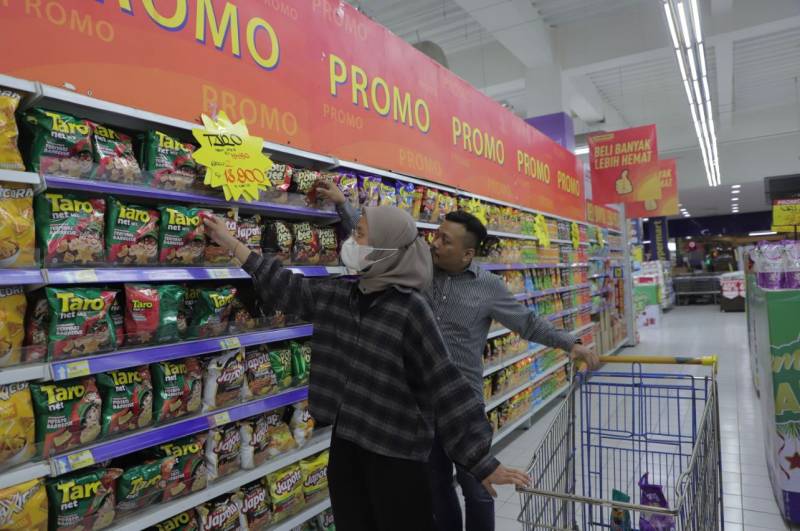 Pemerintah Kota (Pemkot) Tangerang terus berupaya menggerakan roda ekonomi masyarakat, salah satunya melalui program Tangerang Great Sale.