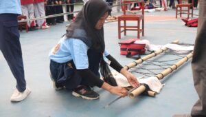 SMPN 10 Kota Tangerang sukses menggelar TAFAC (Tenta First Aid Competition) 2024, sebuah kompetisi Palang Merah Remaja (PMR) tingkat madya se-Kota Tangerang