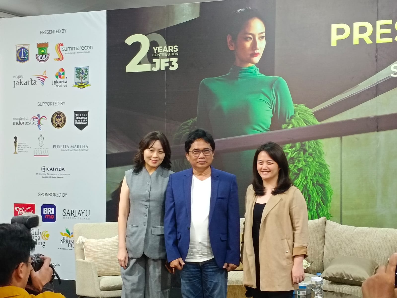 ESMOD Jakarta Tampilkan Ratusan Koleksi di JF3 2024: Kolaborasi Inovatif dan Teknologi Modern