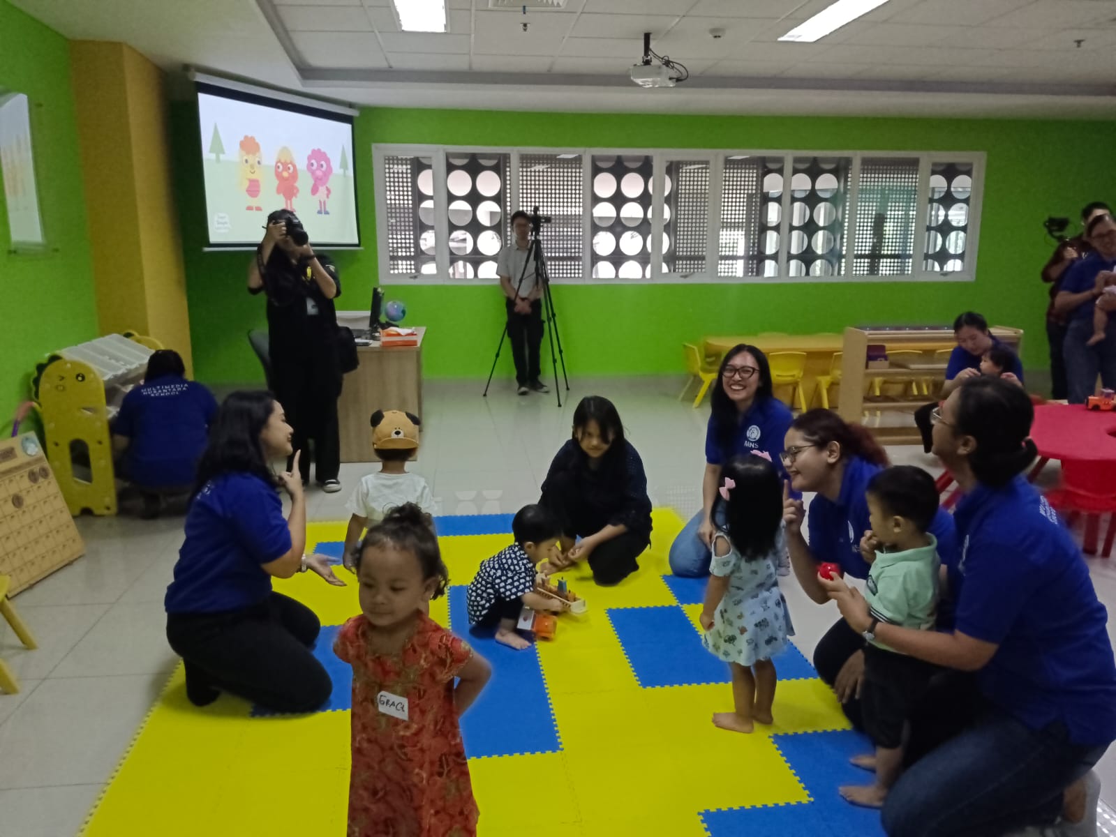 Soft Launching Multimedia Nusantara School Soft Launching Multimedia Nusantara School