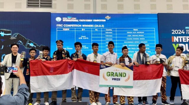 Tim Robotik MTsN 1 Kota Tangerang Selatan, Banten Juara di Korea