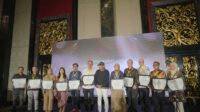 Bio Farma Terima Award dari Markplus dalam Sektor Farmasi