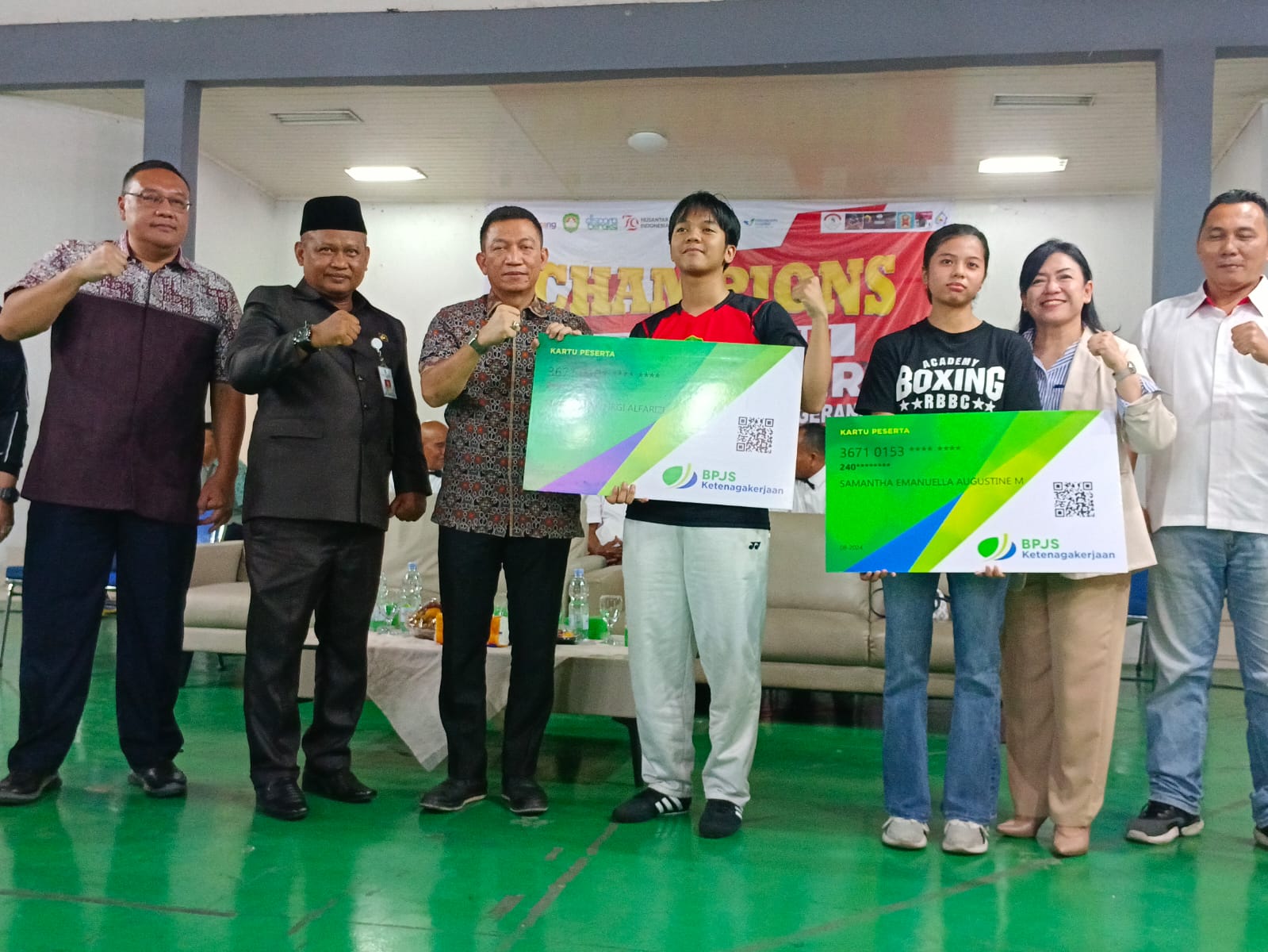 Para atlet yang berlaga di kejuaraan tinju amatir se-sasana Kota Tangerang dilindungi oleh BPJS Ketenagakerjaan dan juga RS Mayapada.
