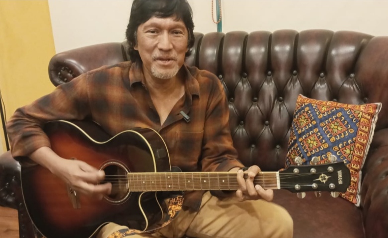 Ikang Fawzi: Rocker Legendaris yang Tetap Bersemangat di Usia 64 Tahun Ikang Fawzi: Rocker Legendaris yang Tetap Bersemangat di Usia 64 Tahun