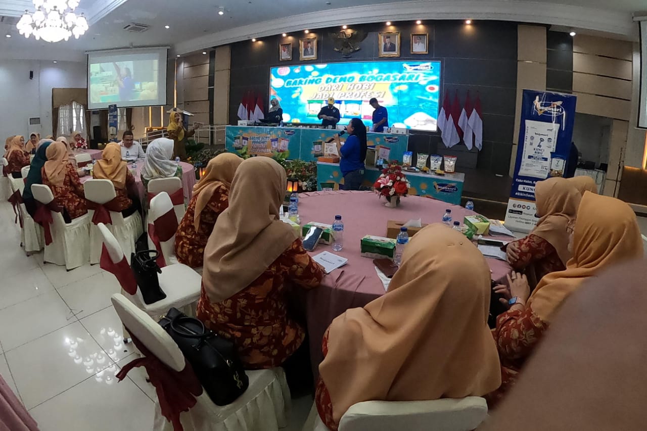 Bogasari Tingkatkan Keterampilan 150 Anggota DWP Sumatera Barat