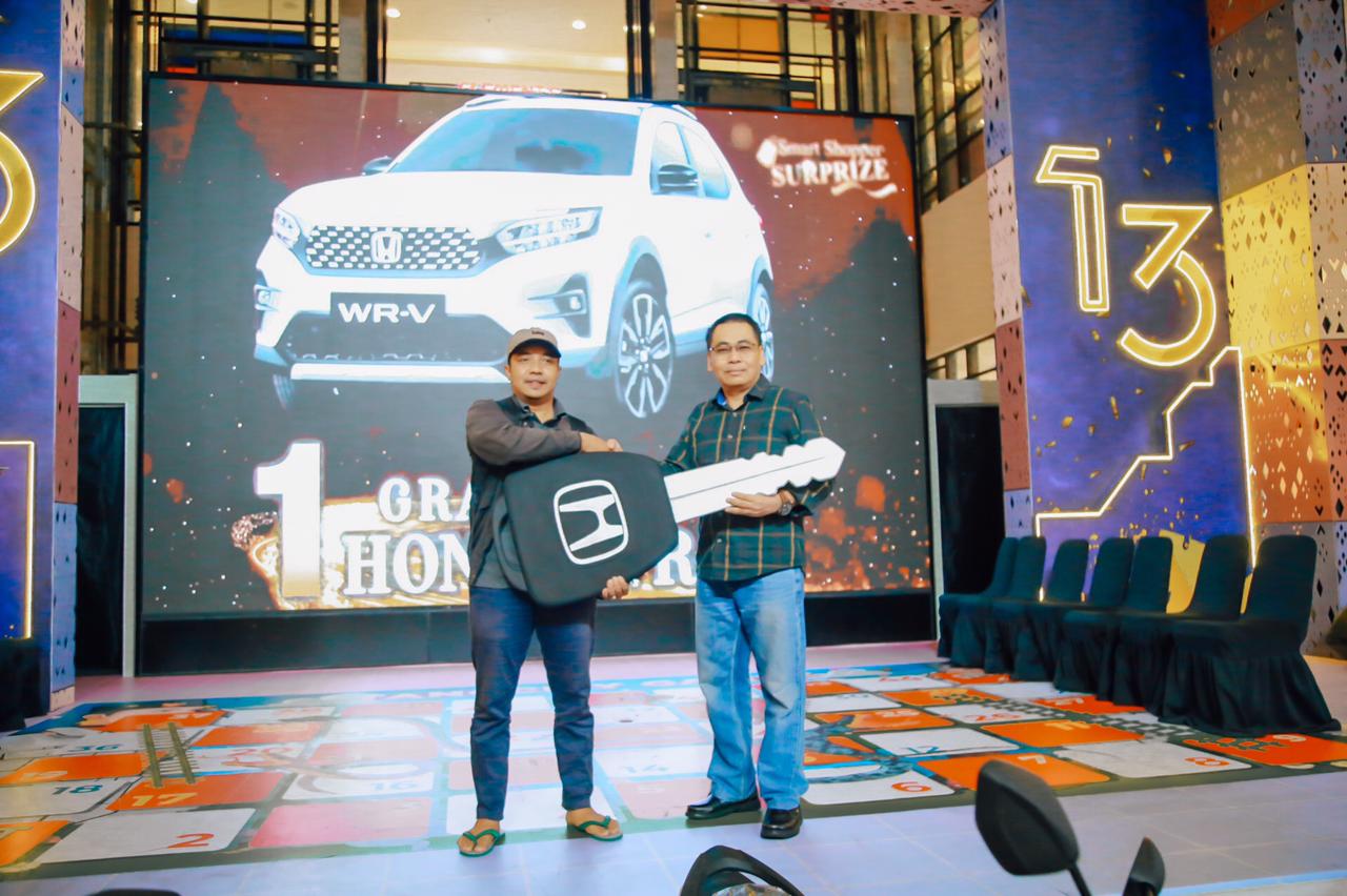 Bulan penuh keceriaan, pusat perbelanjaan Tangcity Mall memberikan keceriaan kepada pengunjung setianya melalui Smart Shopper Surprize