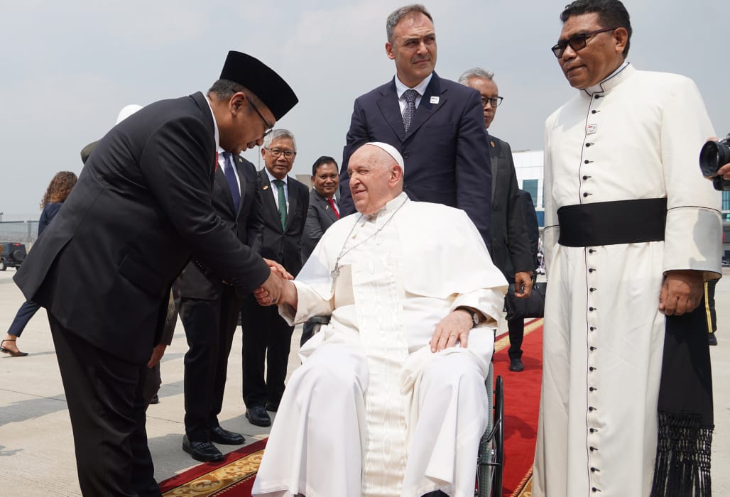 Tiga Pesan Paus Fransiskus untuk Indonesia: Keragaman, Dialog, dan Lingkungan