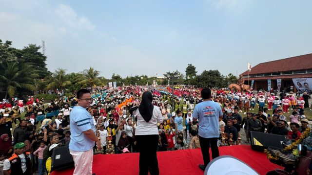 Di Depan Ribuan Relawan Annisa Mahesa, Bacagub Andra Soni Janji Wujudkan Banten Tanpa Korupsi