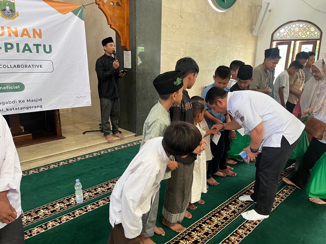 Samsat Cikokol dan Prima DMI Bersinergi Berikan Santunan Yatim Piatu Samsat Cikokol dan Prima DMI Bersinergi Berikan Santunan Yatim Piatu