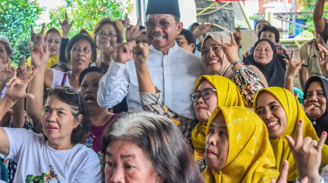 Calon Walikota Tangerang, Drs. H. Sachrudin, kembali melakukan blusukan untuk berinteraksi langsung dengan warga. Kali ini, kunjungannya berlangsung di Kampung Markisa