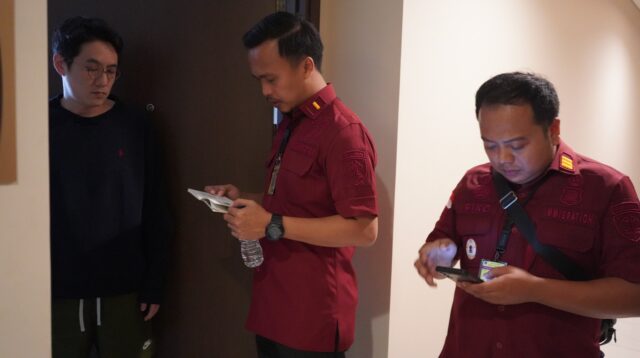 Operasi Gabungan Imigrasi Bongkar Dugaan Pelanggaran WNA di Cengkareng dan Kalideres!