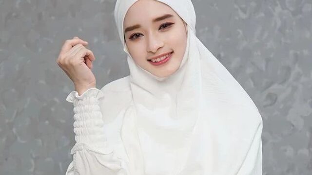 Inara Rusli Lega Tak Mau Terburu-buru Soal Pernikahan Usai Perceraiannya