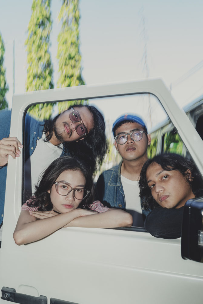 Electric Bird Kembali dengan Formasi Baru dan Single Sious Electric Bird Kembali dengan Formasi Baru dan Single Sious
