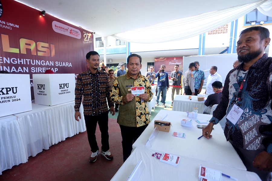 SIMULASI PUNGUTAN DAN PENGHITUANGAN SUARA - PJ WALIKOTA9