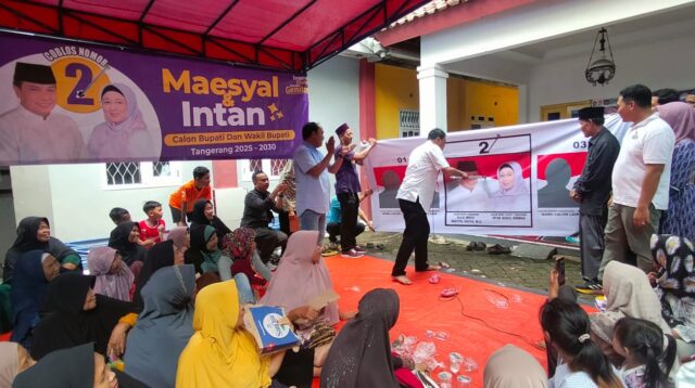 Kampanye Ceria: Maesyal Rasyid Edukasi Cara Mencoblos di Kampung Bugel