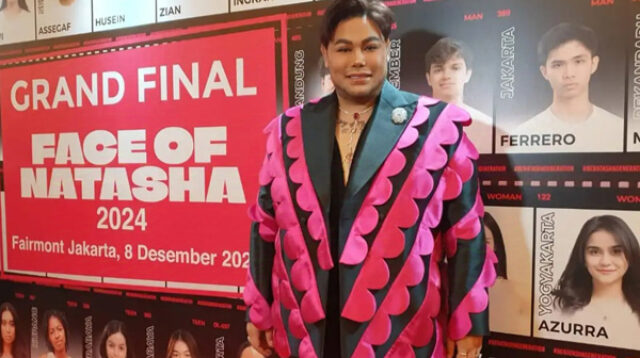 Ivan Gunawan Beraksi di Face of Natasha 2024: Juri dan Perancang Gaun Finalis
